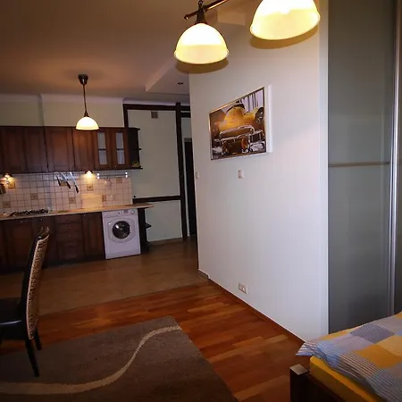 Velvet Lazienki Park